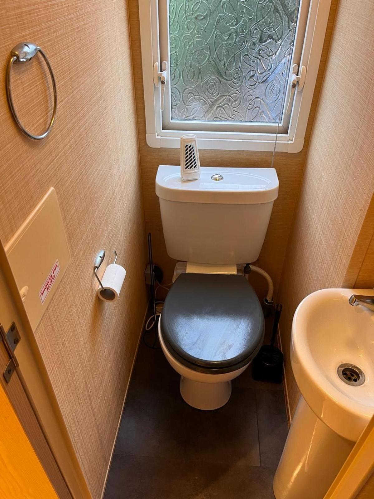 Bungalow Willerby Maasmechelen Eksteriør bilde